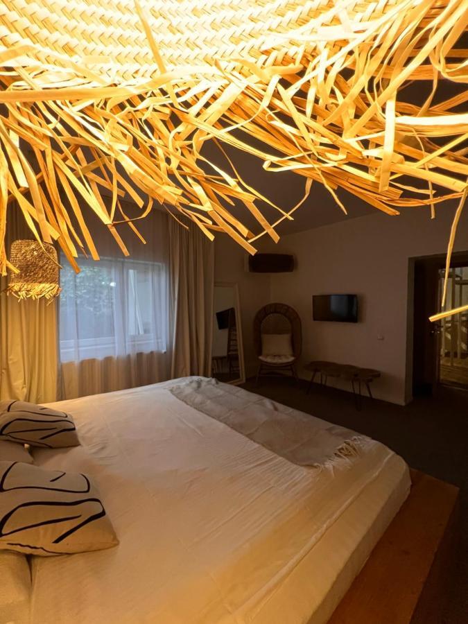 Shard Boutique Hotel Braşov Extérieur photo