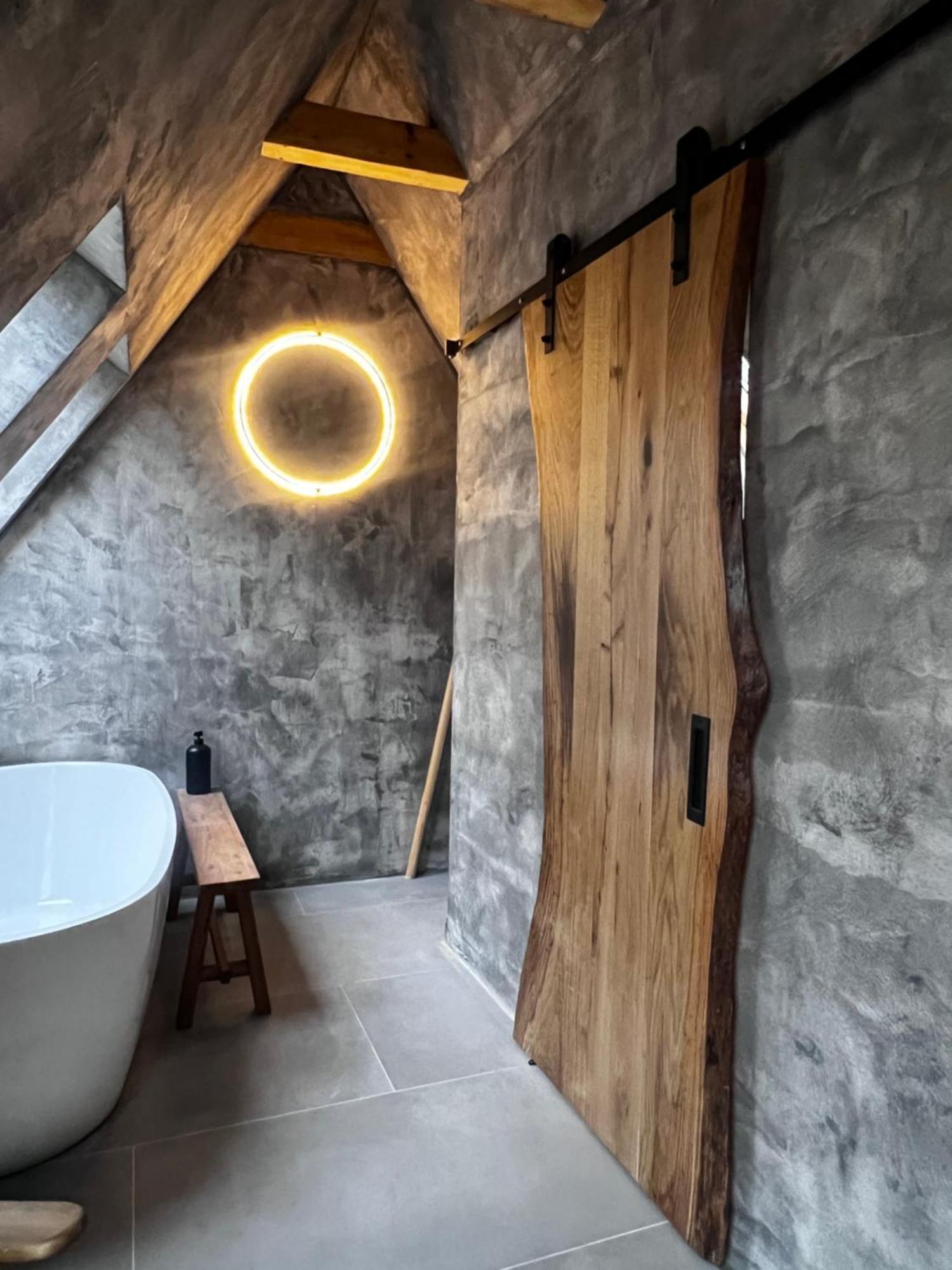Shard Boutique Hotel Braşov Extérieur photo