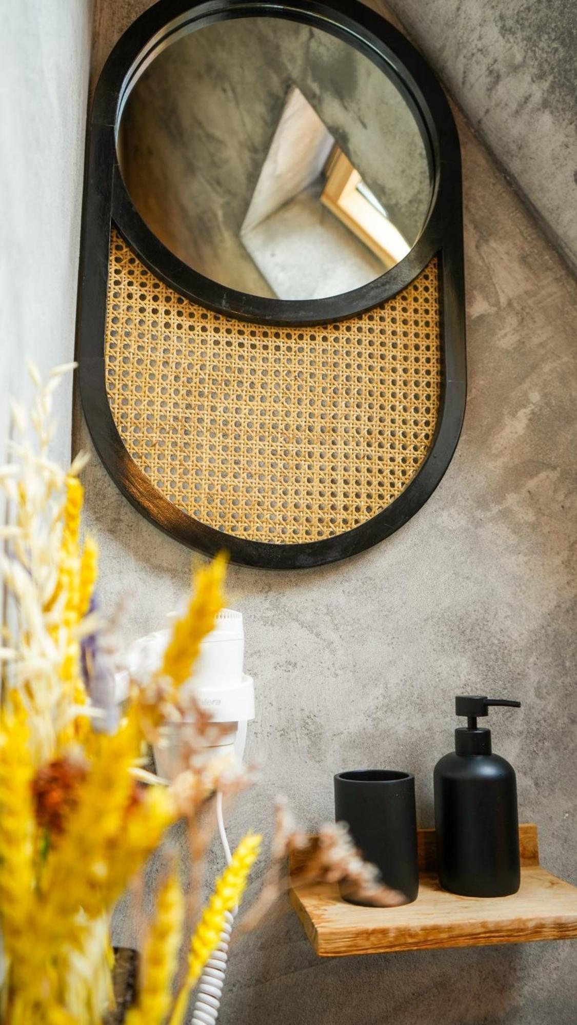 Shard Boutique Hotel Braşov Extérieur photo