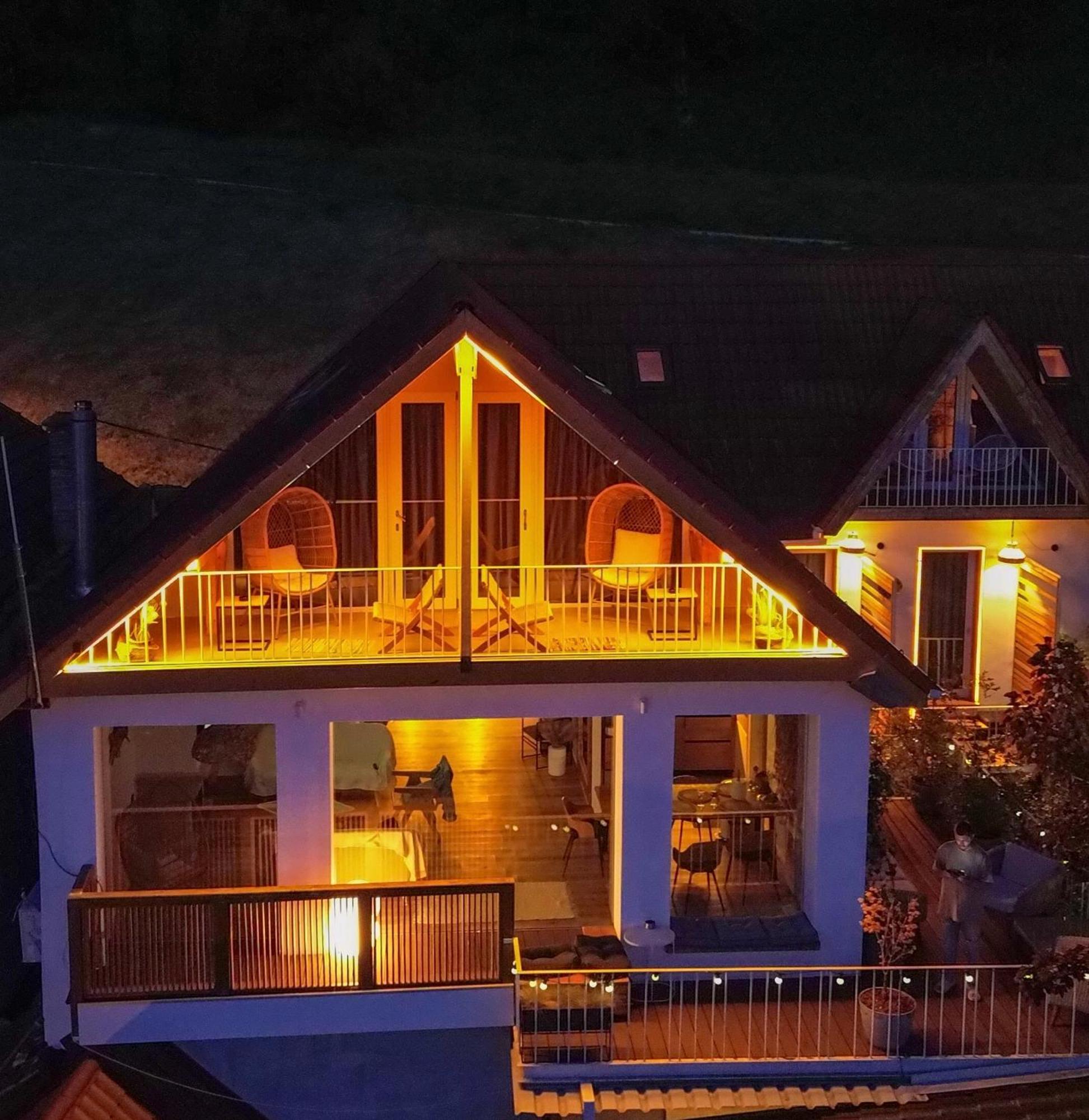 Shard Boutique Hotel Braşov Extérieur photo